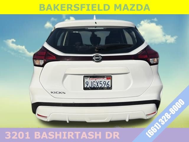 Used 2023 Nissan Kicks S image 4