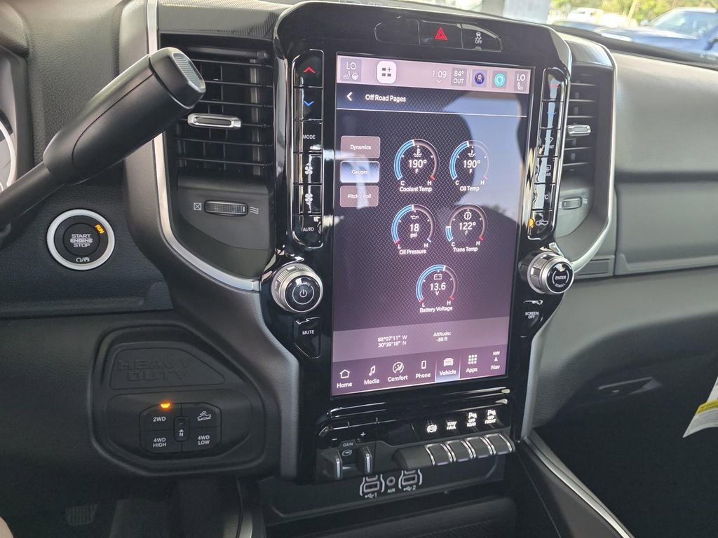New 2026 RAM 2500 Big Horn AWD/4WD image 16