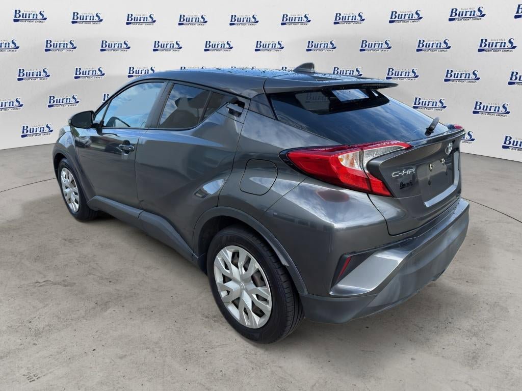 Used 2019 Toyota C-HR LE FWD image 5