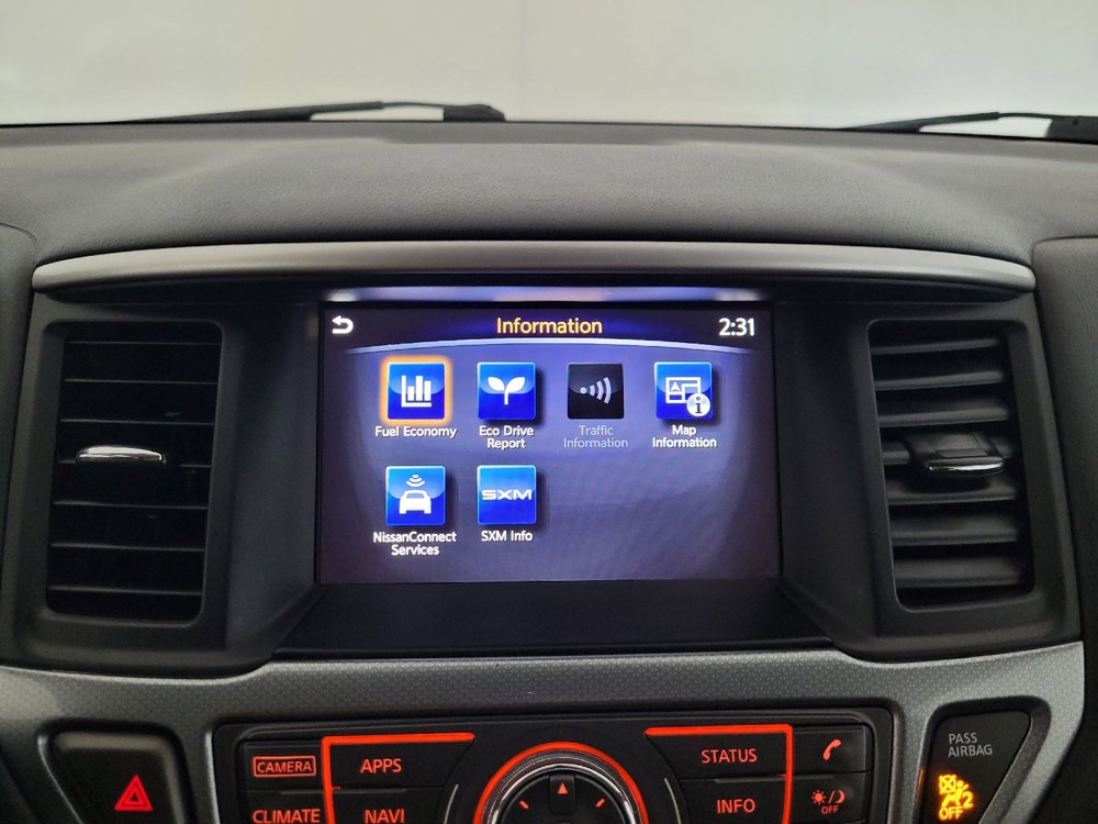 Used 2020 Nissan Pathfinder SL AWD/4WD image 25