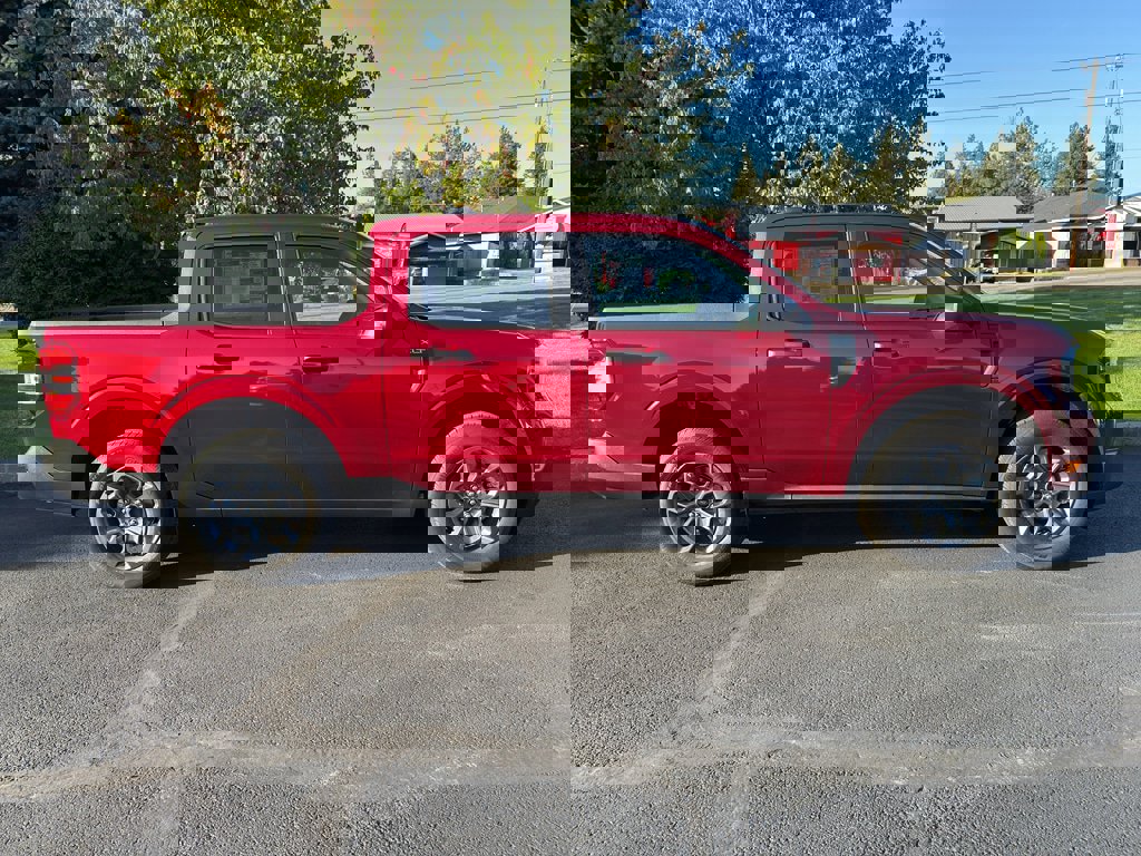 New 2025 Ford Maverick XLT w/ 4K Tow Package image 10