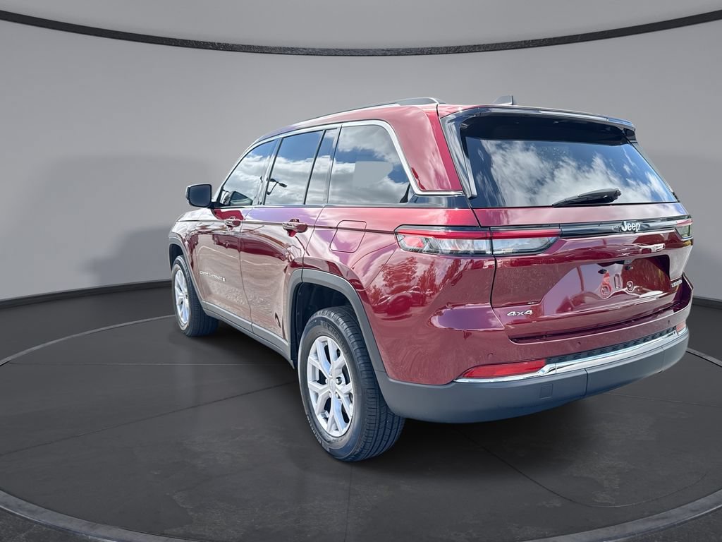 Used 2022 Jeep Grand Cherokee Limited AWD/4WD image 10