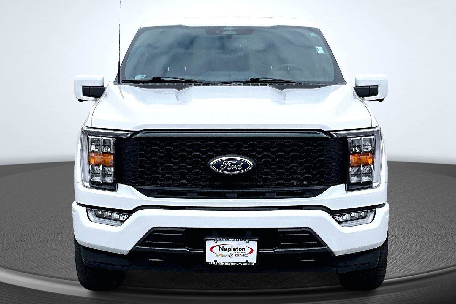 Used 2022 Ford F150 Lariat w/ Max Trailer Tow Package AWD/4WD image 3