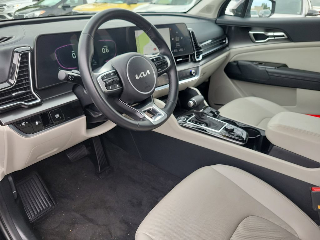 Certified 2024 Kia Sportage EX AWD/4WD image 11