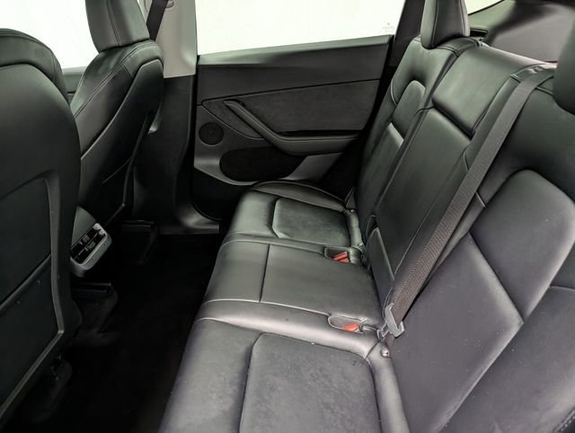 Used 2024 Tesla Model Y Performance image 11