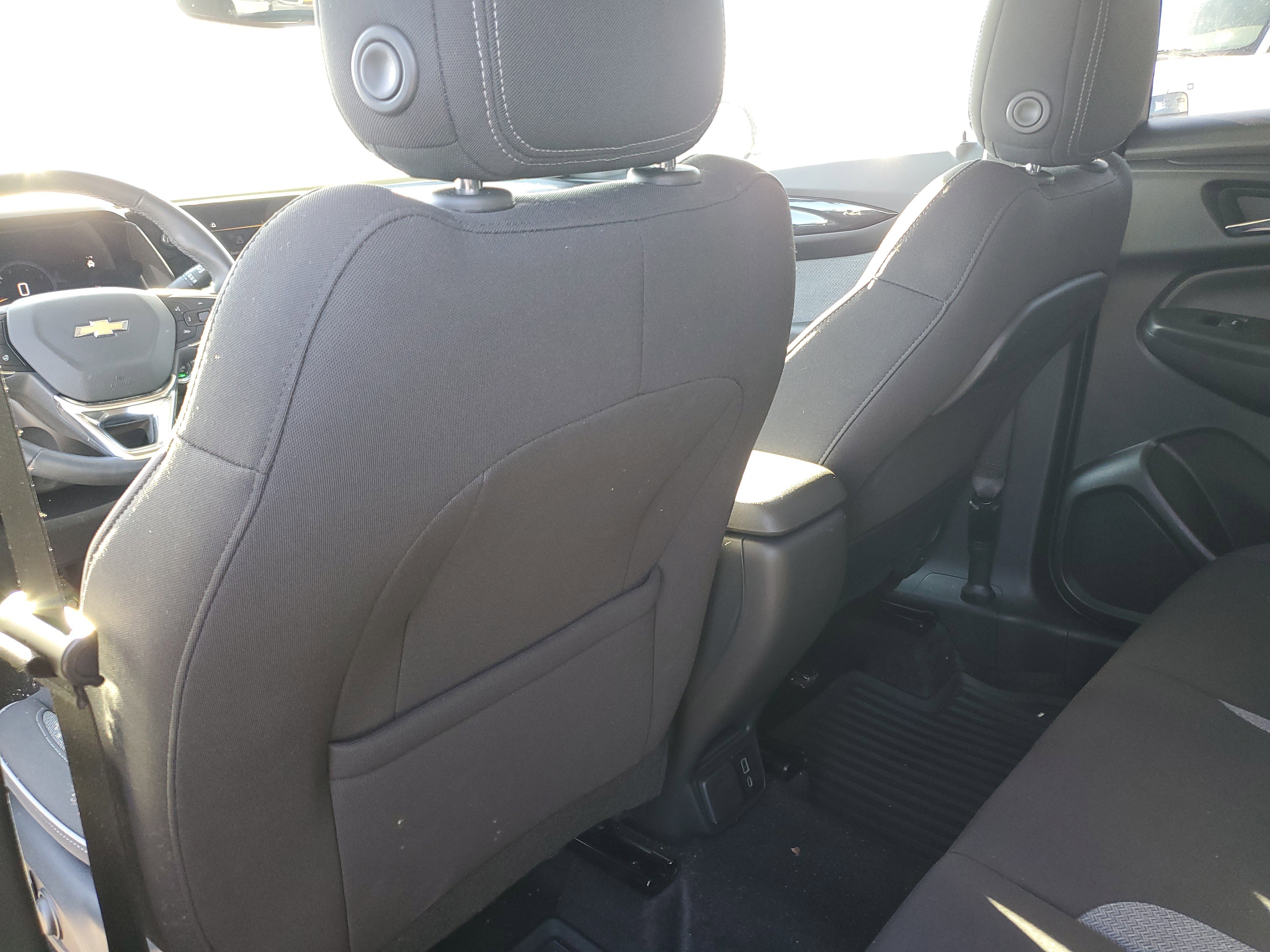 Used 2025 Chevrolet TrailBlazer LT w/ Convenience Package image 31