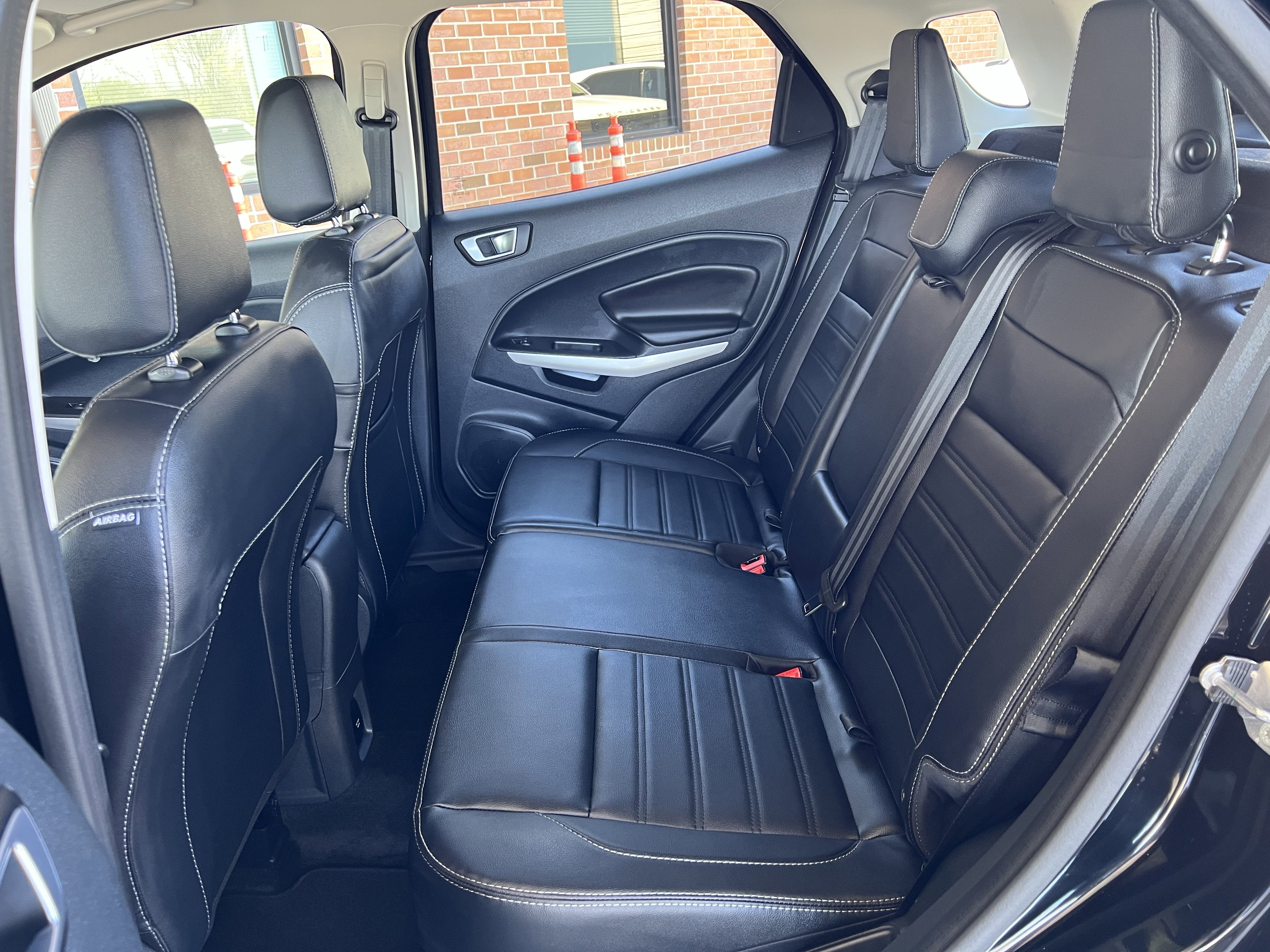 Used 2022 Ford EcoSport Titanium AWD/4WD image 17