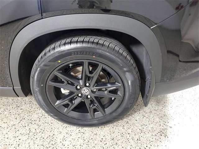 Used 2024 Toyota Grand Highlander AWD Hybrid image 9