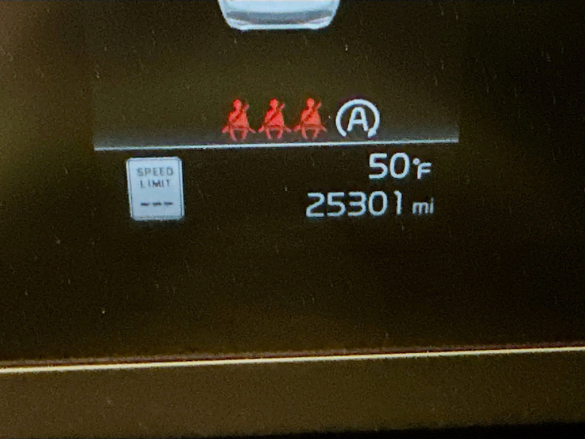 Used 2025 Kia Sportage LX image 19