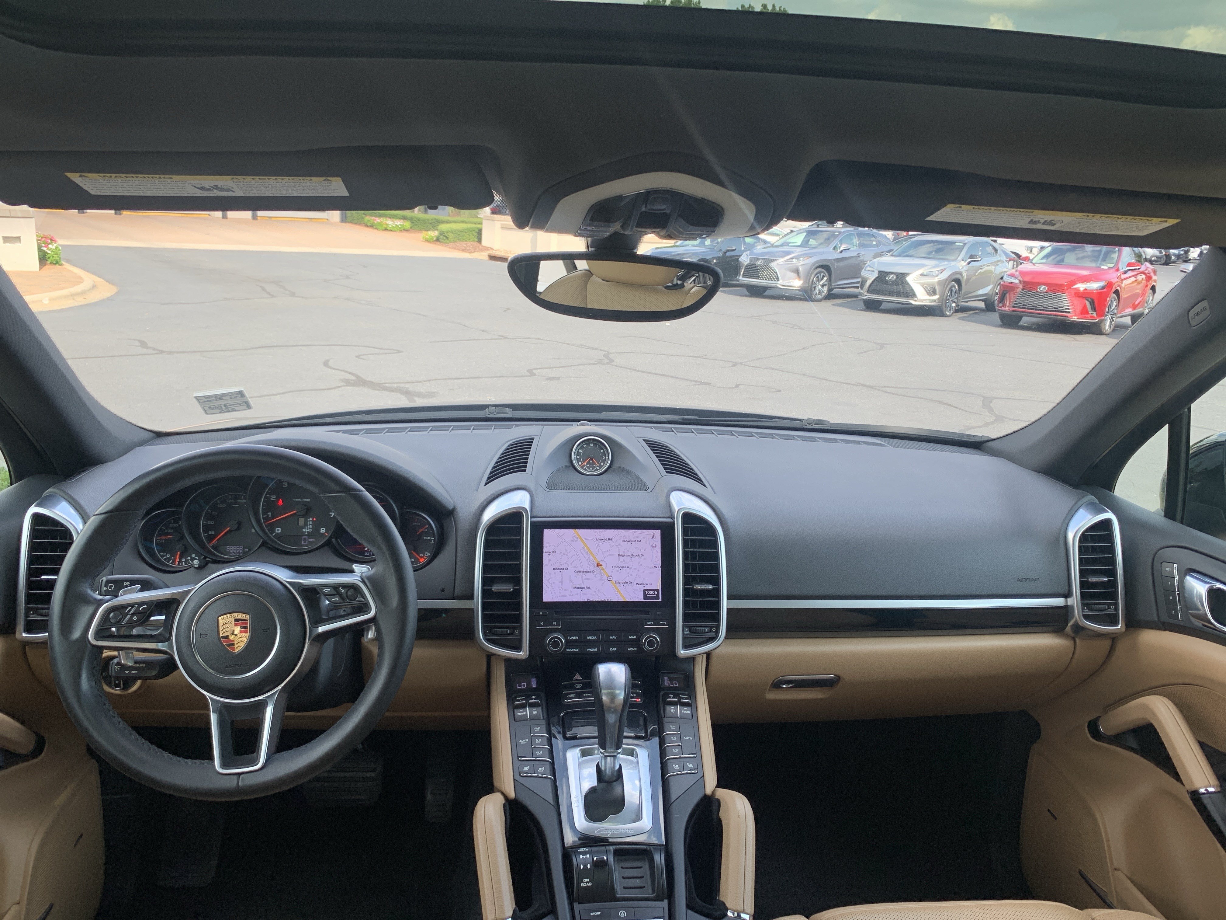 Used 2018 Porsche Cayenne Platinum Edition AWD/4WD image 30