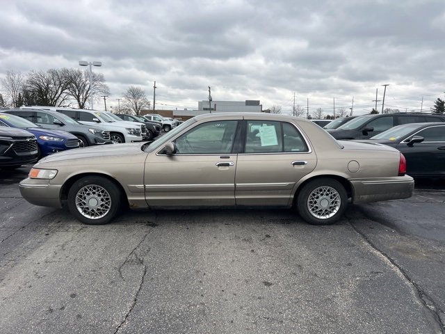 Used 2002 Mercury Grand Marquis GS image 5