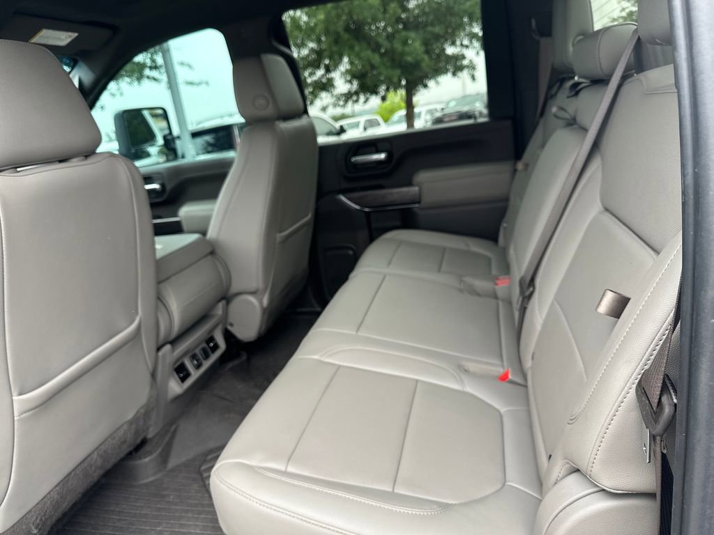 Used 2020 Chevrolet Silverado 3500 LTZ AWD/4WD image 34