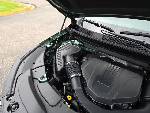 New 2027 Chevrolet Traverse LT w/ Midnight/Sport Edition AWD/4WD image 76