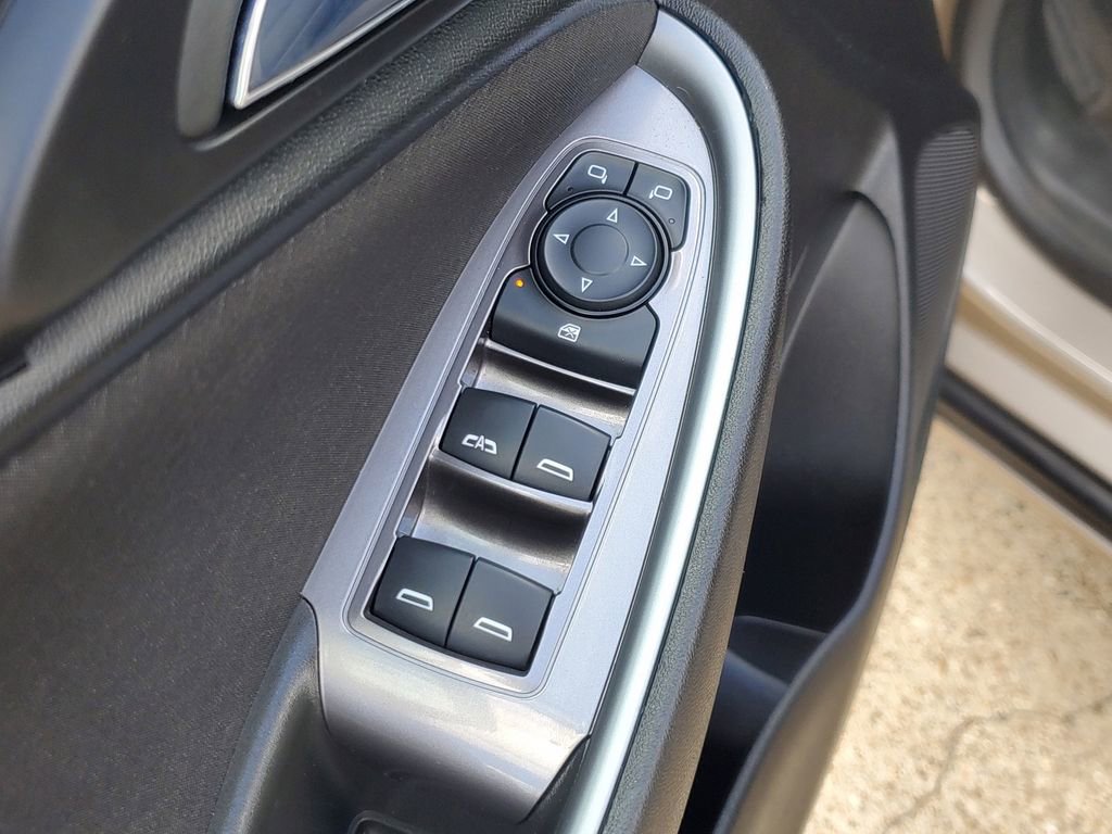 Used 2024 Chevrolet Malibu LT image 16