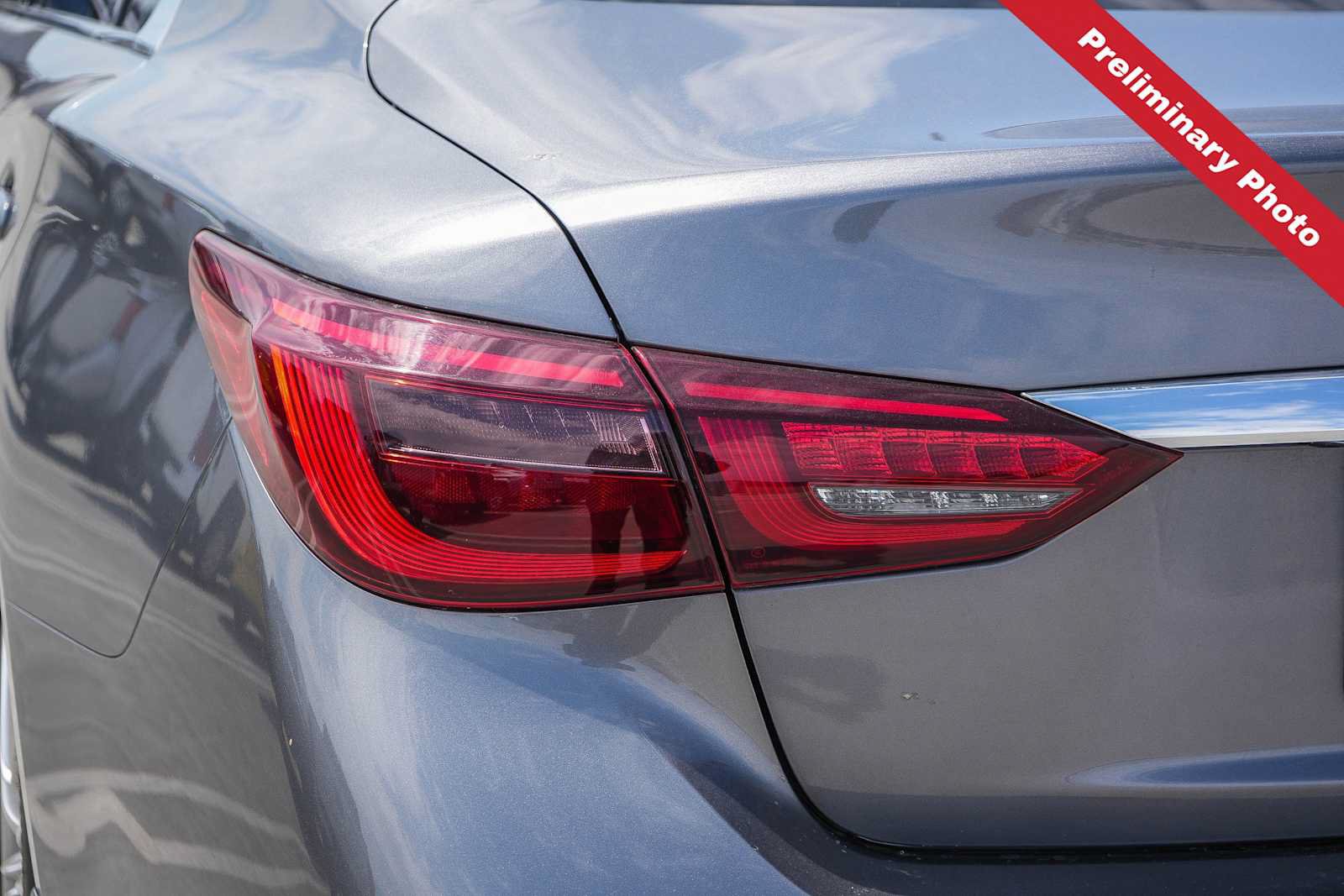 Used 2022 INFINITI Q50 Luxe w/ Cargo Package RWD image 9