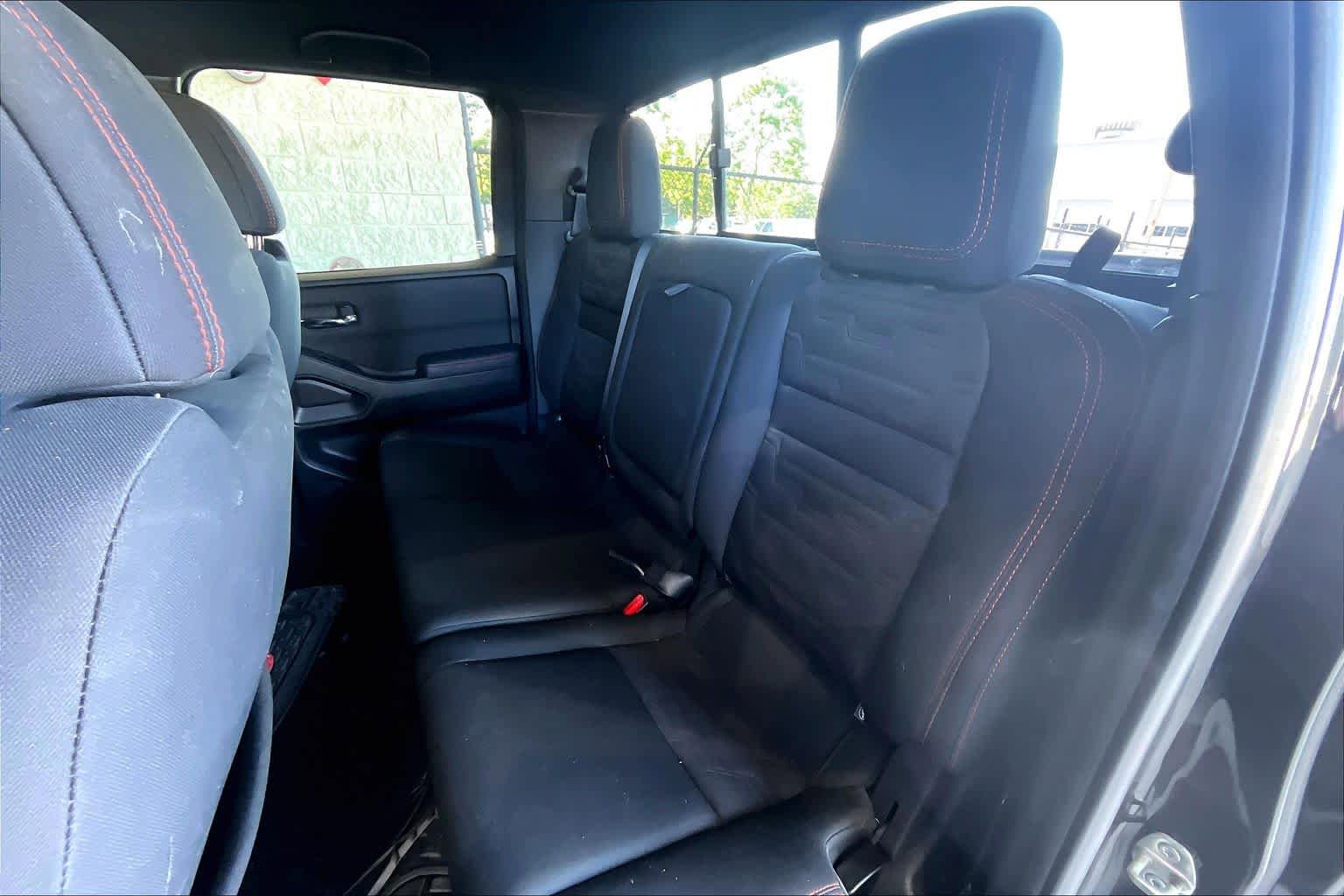 Used 2022 Nissan Frontier Pro-X RWD image 20