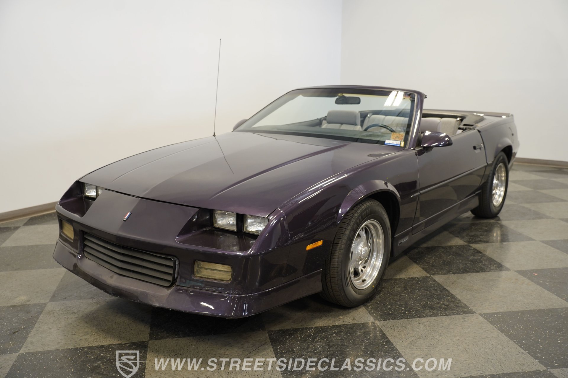 Used 1989 Chevrolet Camaro RS RWD image 19