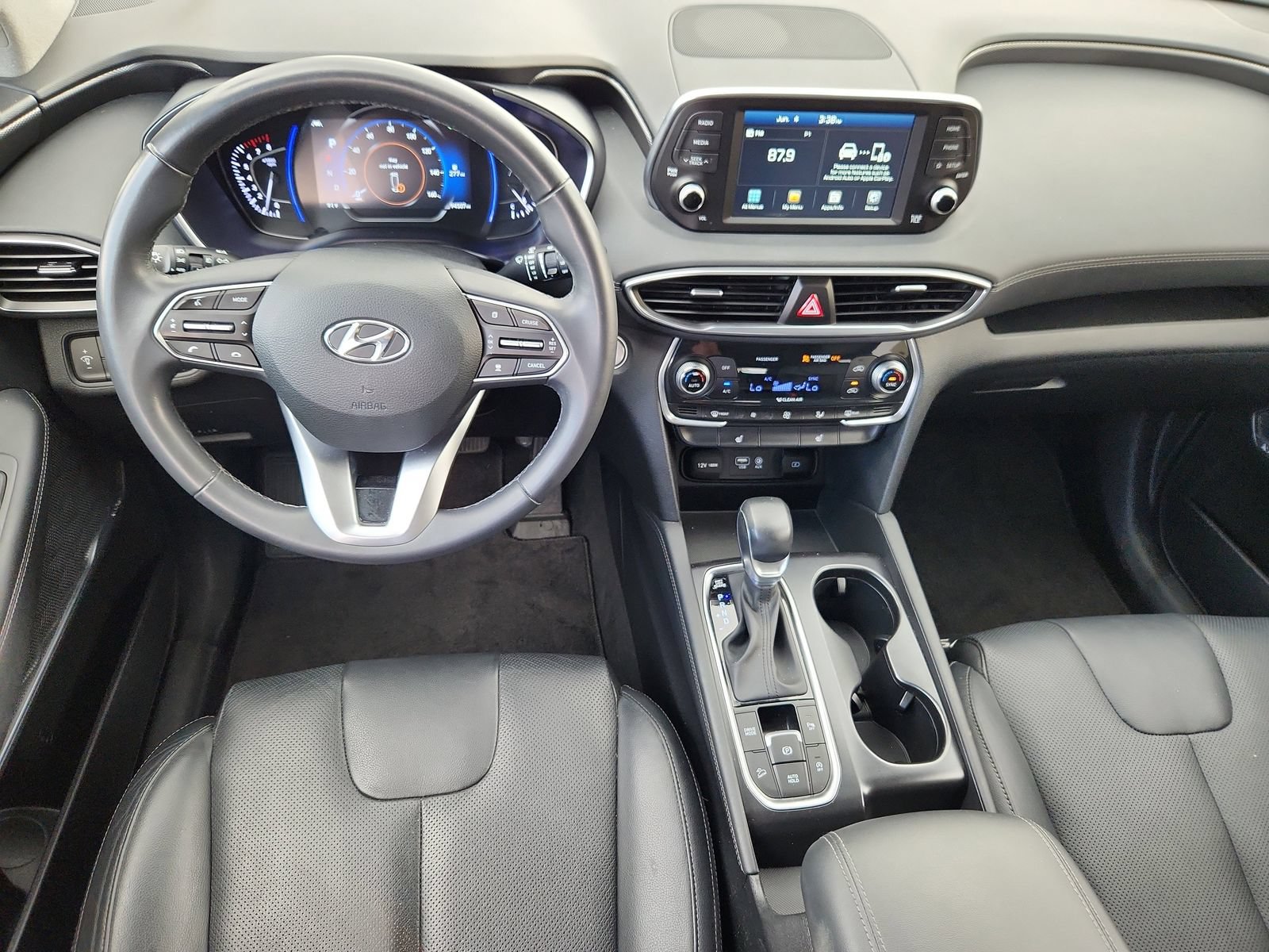 Used 2019 Hyundai Santa Fe Limited AWD/4WD image 12