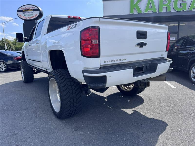 Used 2019 Chevrolet Silverado 2500 LTZ w/ Duramax Plus Package AWD/4WD image 35