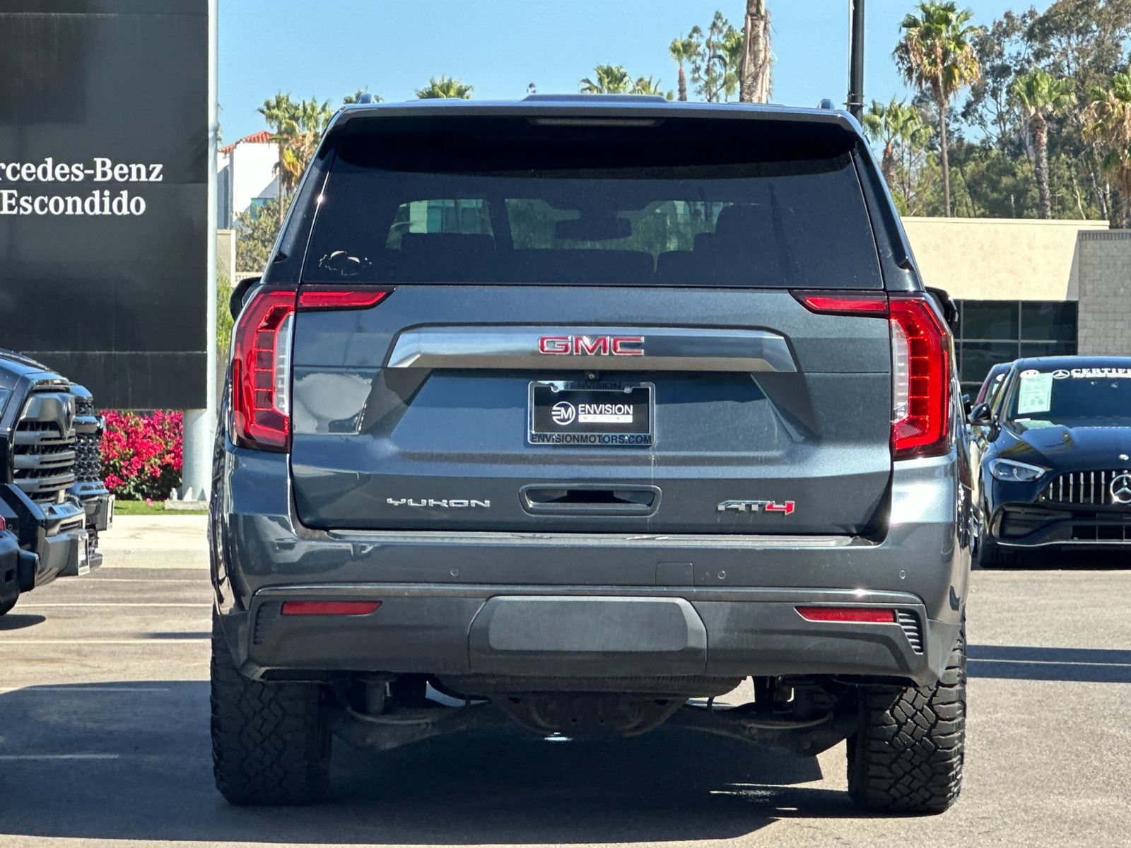 Used 2021 GMC Yukon AT4 AWD/4WD image 4