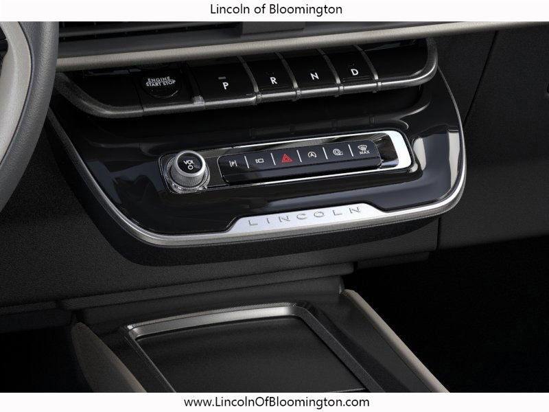 New 2026 Lincoln Corsair Premiere image 17