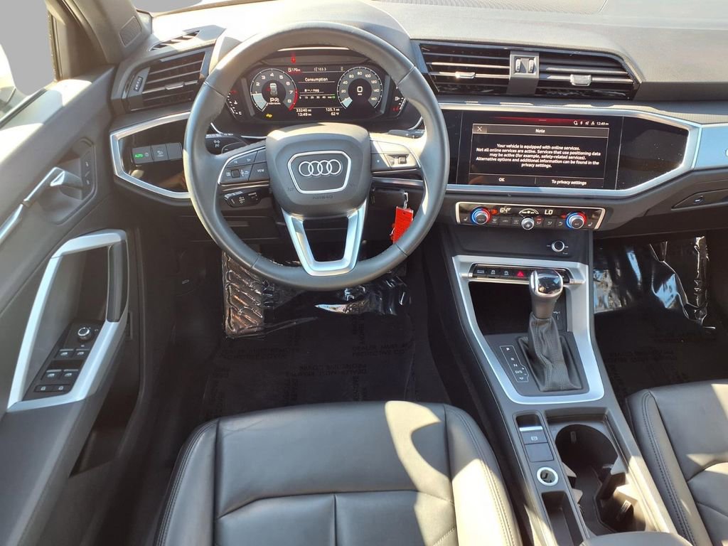 Used 2025 Audi Q3 2.0T Premium image 5