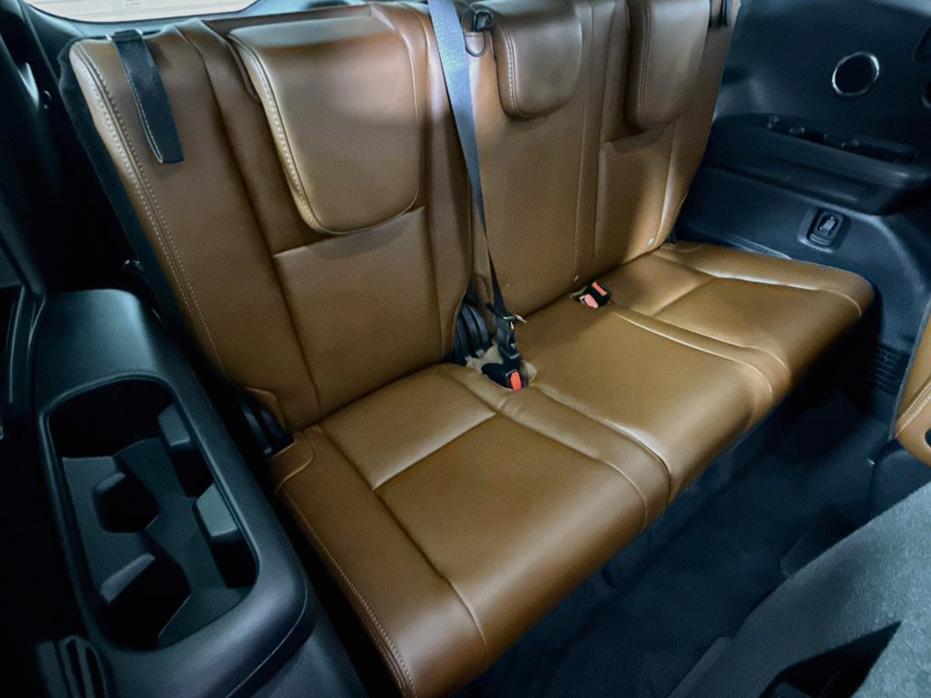 Certified 2025 Subaru Ascent Touring AWD/4WD image 31