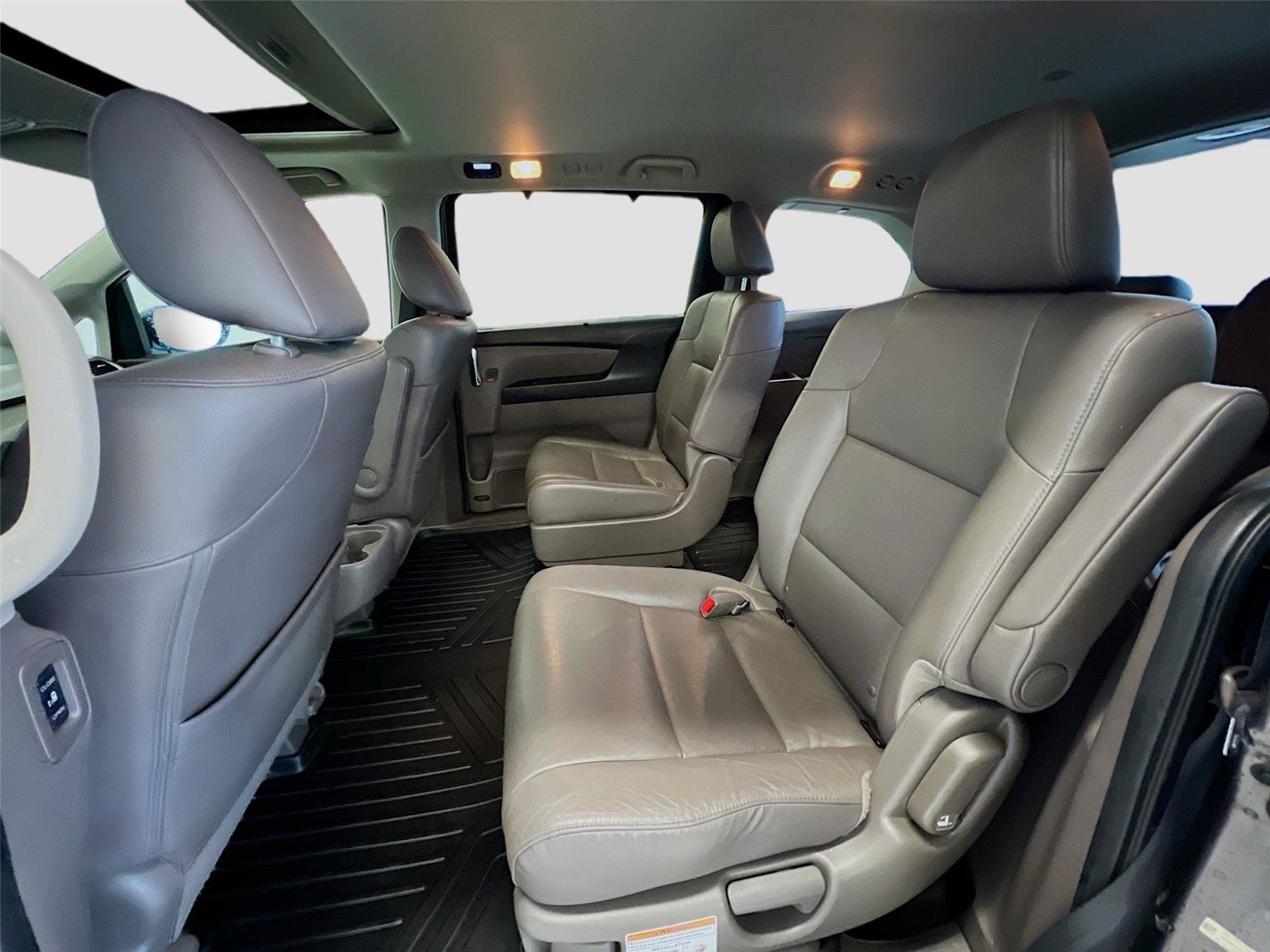 Used 2016 Honda Odyssey EX-L image 23