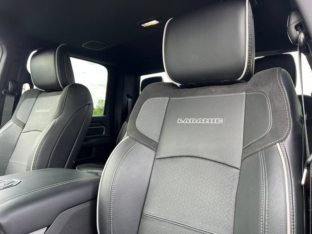 Used 2025 RAM 3500 Laramie AWD/4WD image 18