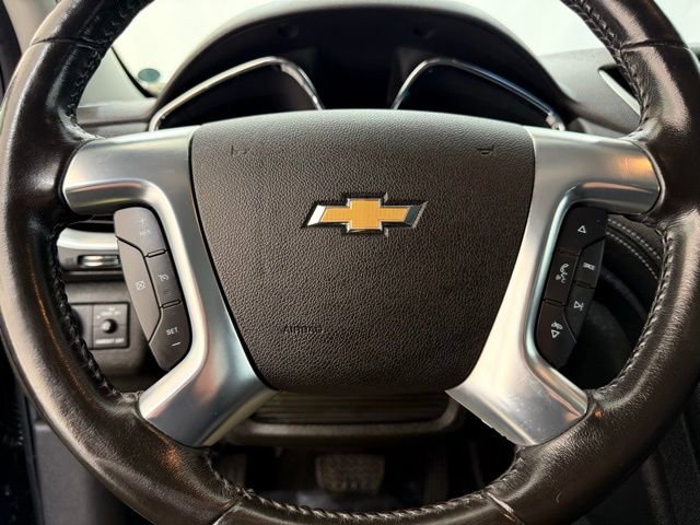 Used 2016 Chevrolet Traverse LT image 39