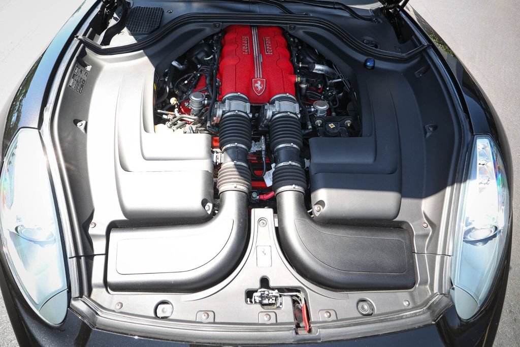 Used 2011 Ferrari California RWD image 24
