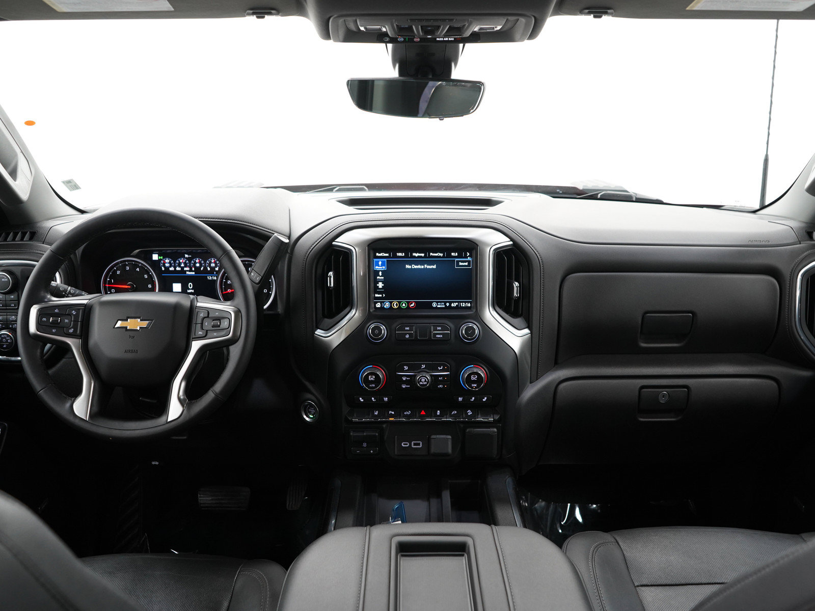 Used 2021 Chevrolet Silverado 2500 LTZ w/ LTZ Premium Package AWD/4WD image 16