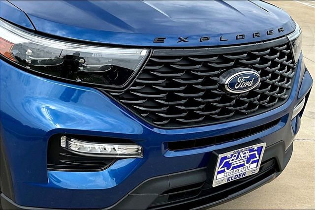 Used 2023 Ford Explorer ST-Line w/ Class IV Trailer Tow Package RWD image 31