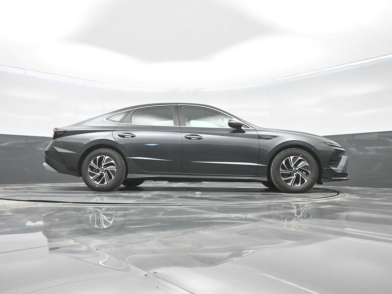 New 2026 Hyundai Sonata Blue image 36