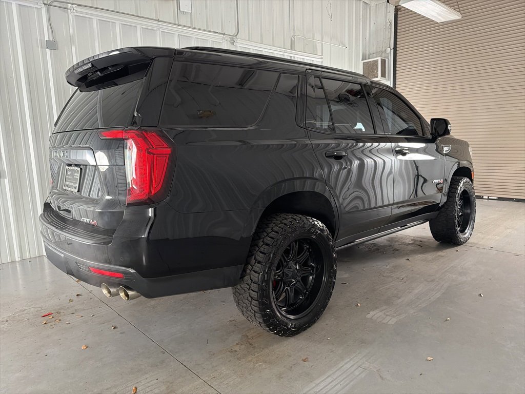 Used 2023 GMC Yukon AT4 w/ Technology Package image 7