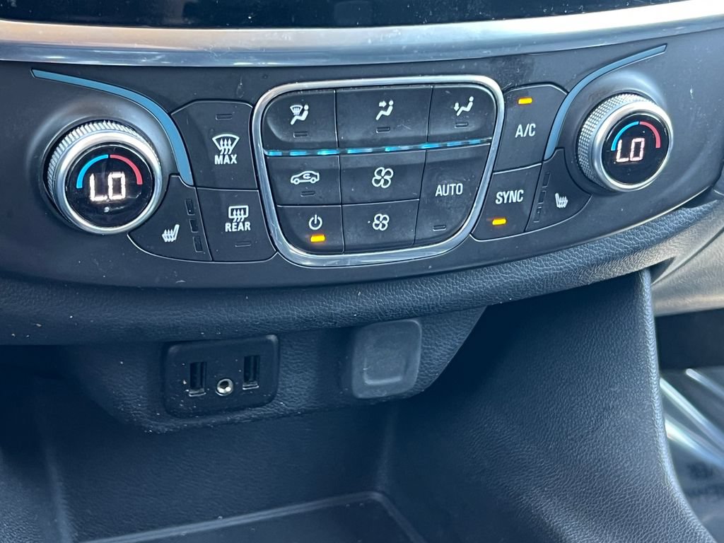 Used 2018 Chevrolet Traverse LT AWD/4WD image 26