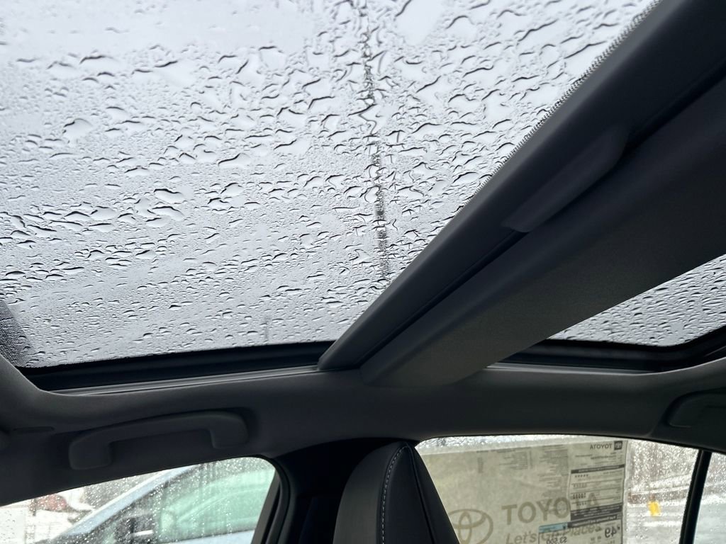 New 2026 Toyota Prius AWD image 15