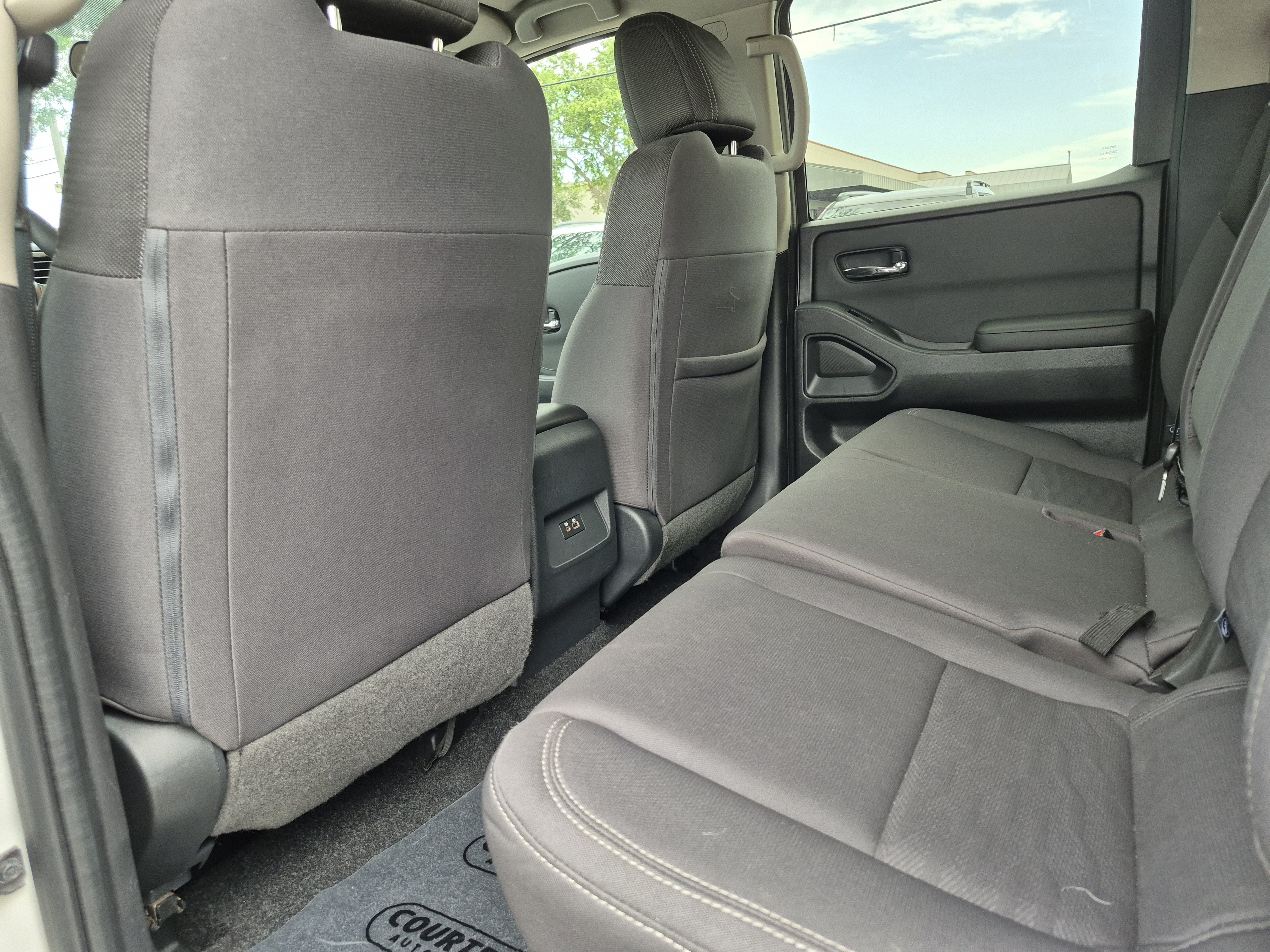 Certified 2024 Nissan Frontier SV RWD image 19
