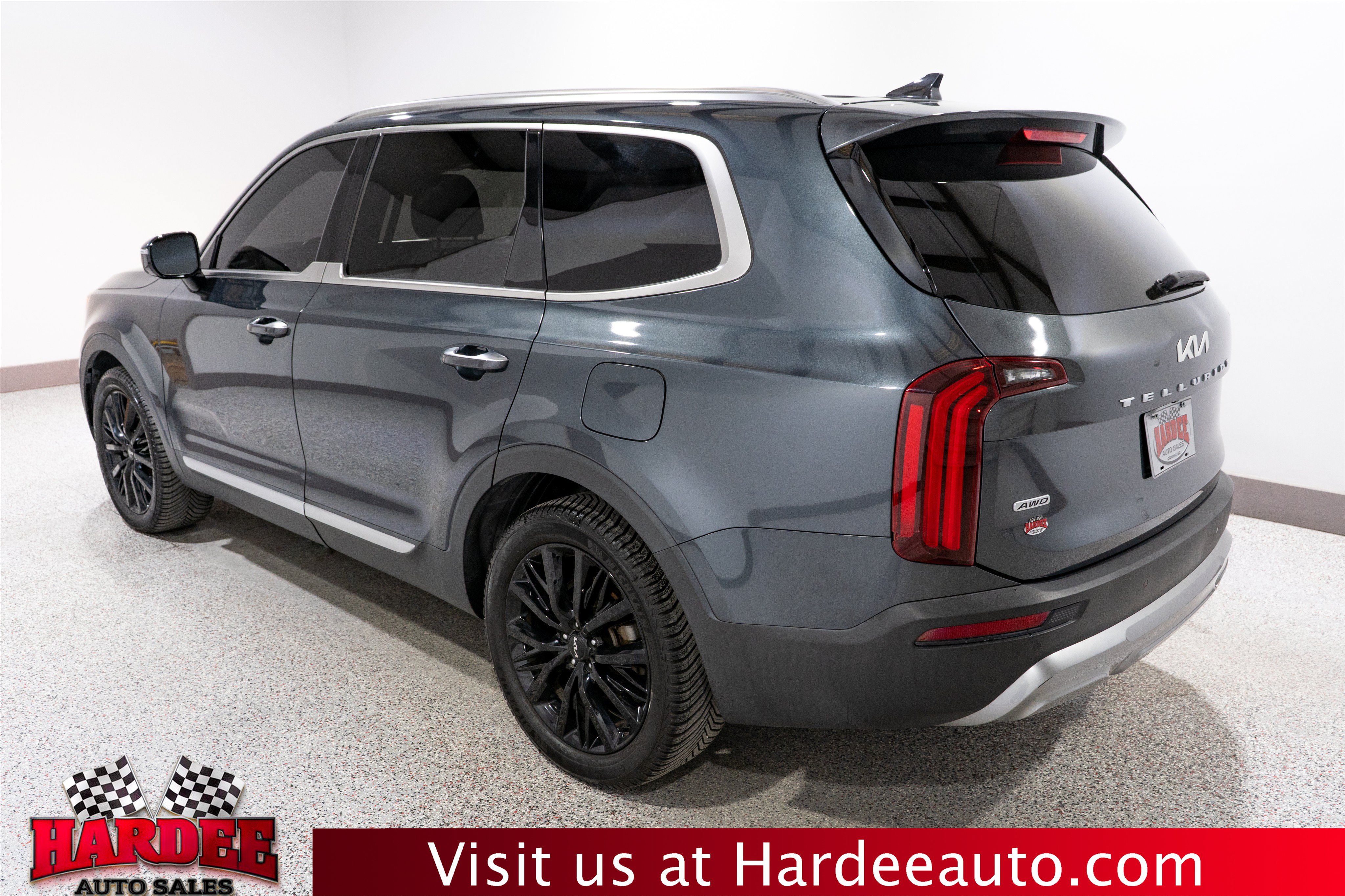 Used 2022 Kia Telluride SX w/ SX Prestige Package AWD/4WD image 3