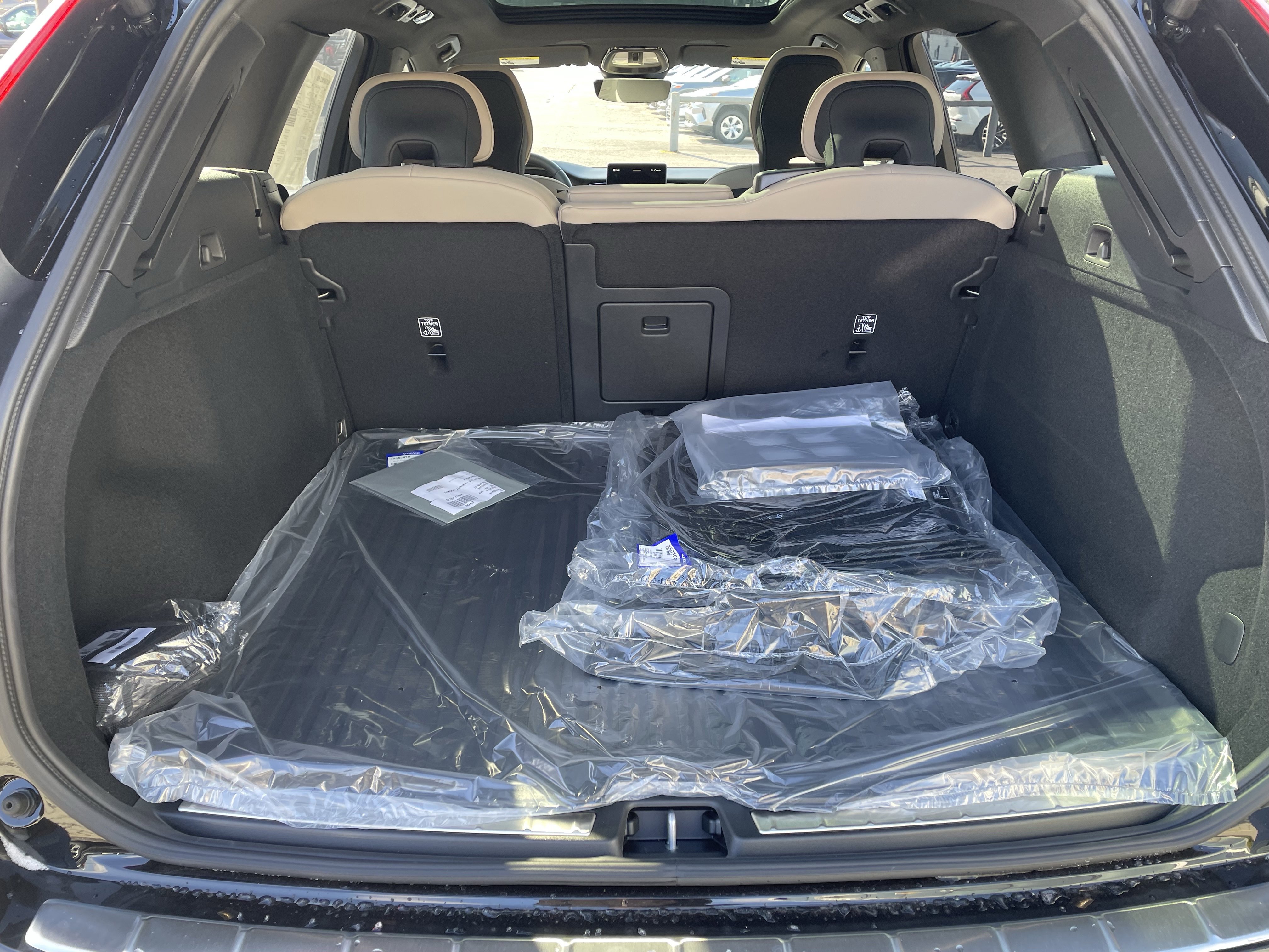 New 2026 Volvo XC60 B5 Plus w/ Protection Package Premier image 10