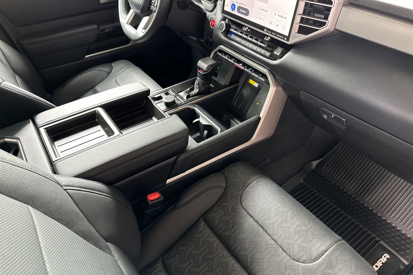 Used 2022 Toyota Tundra Limited image 10