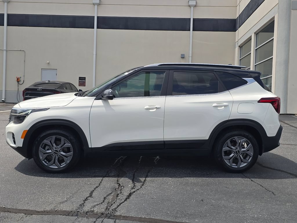 Used 2024 Kia Seltos S FWD image 6