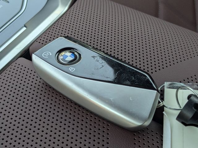 New 2026 BMW 760i xDrive w/ Luxury Rear Seating Package image 31