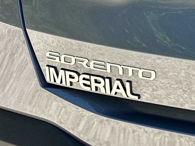 Used 2025 Kia Sorento S AWD/4WD image 14