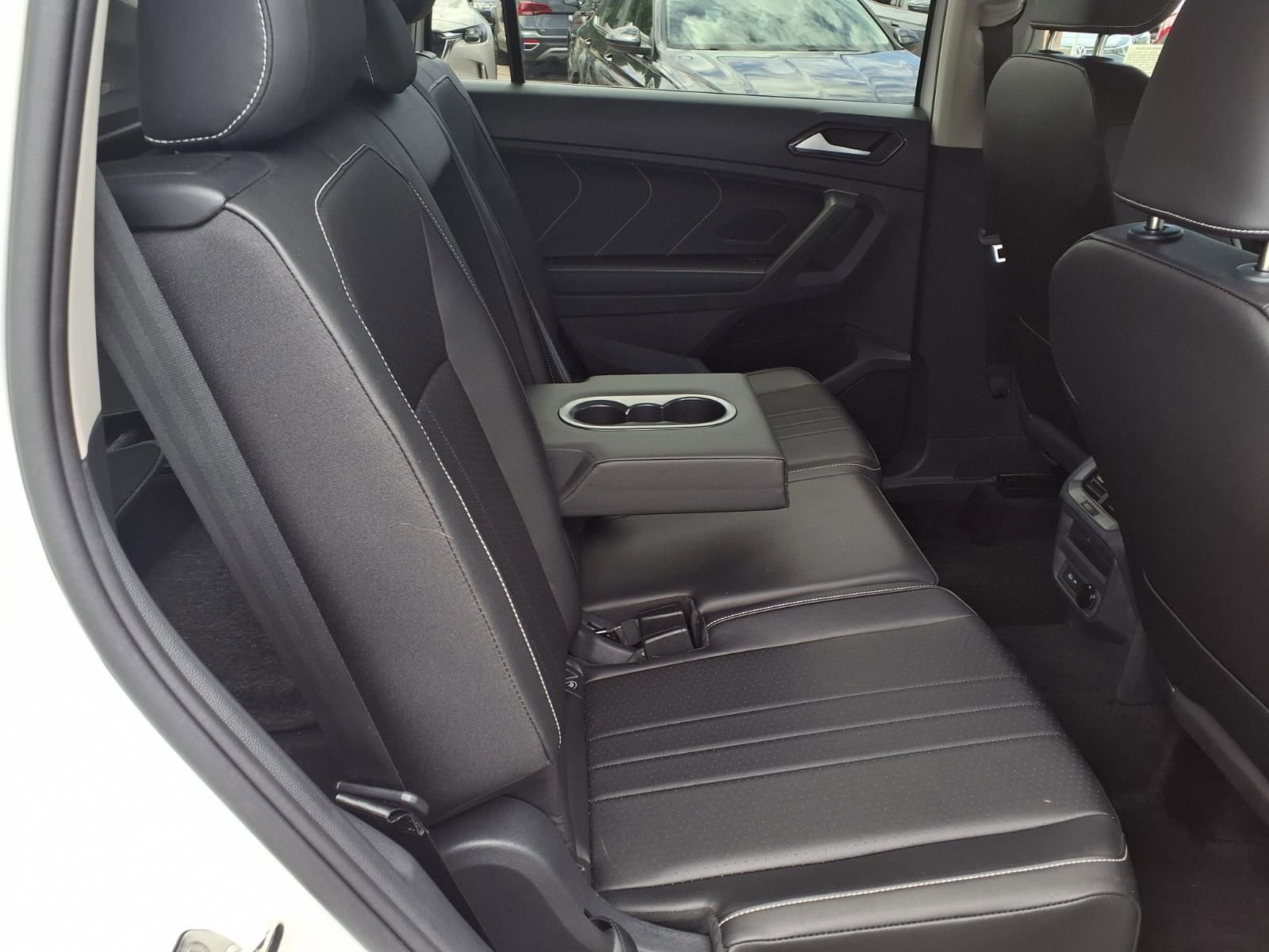 Certified 2023 Volkswagen Tiguan SE FWD image 23