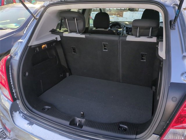 Certified 2020 Chevrolet Trax LS w/ Tint and Cruise Package image 24