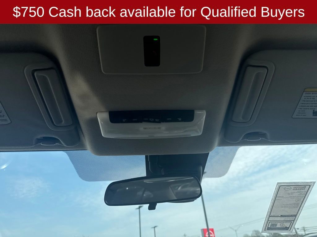 New 2025 Nissan Versa SR w/ Trunk Package FWD image 46