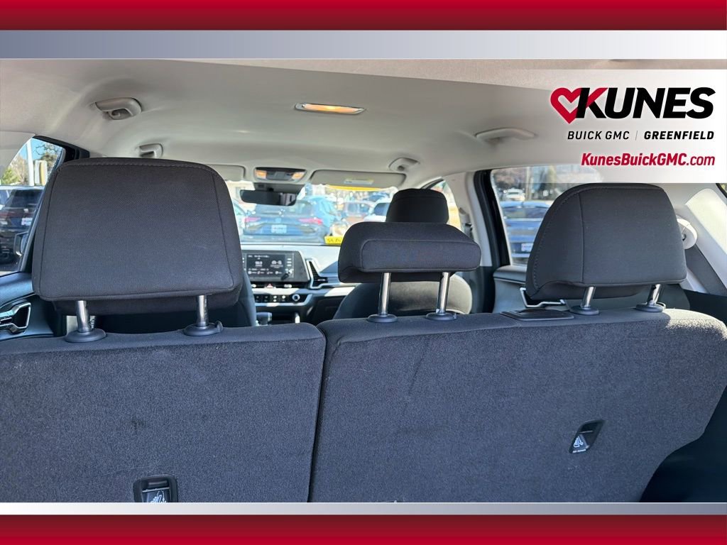 Used 2025 Kia Sportage LX image 38