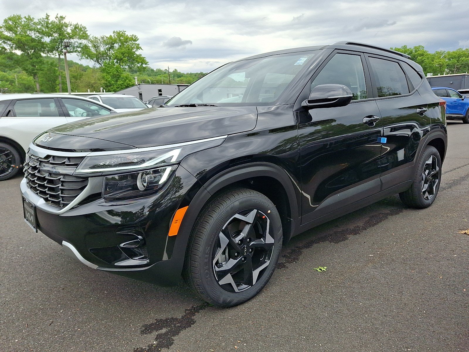 New 2026 Kia Seltos S AWD/4WD image 3