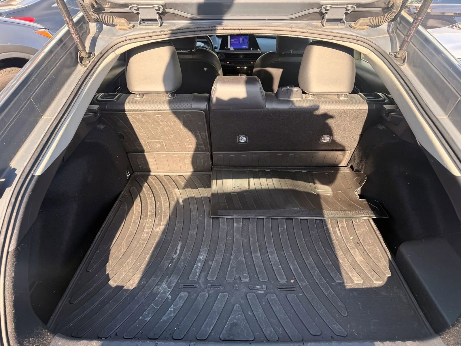 Used 2023 Toyota Prius XLE image 32